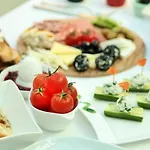 Ξενοδοχείο Sultan Tugra 4*