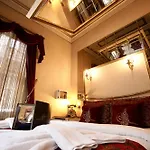 Sultan Tugra 4*
